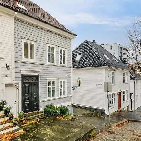 Dinbnb Appartments L Traditional Bergenshouse I Charming I Familiy Exterior photo